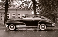 1948 Chevrolet Fleetline Aerosedan216 cid + 3sp with vacuum shift