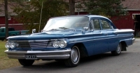 1960 Pontiac Strato Chief 4d Sedan261 cid Strato-Six+3sp. Synchro-Mesh